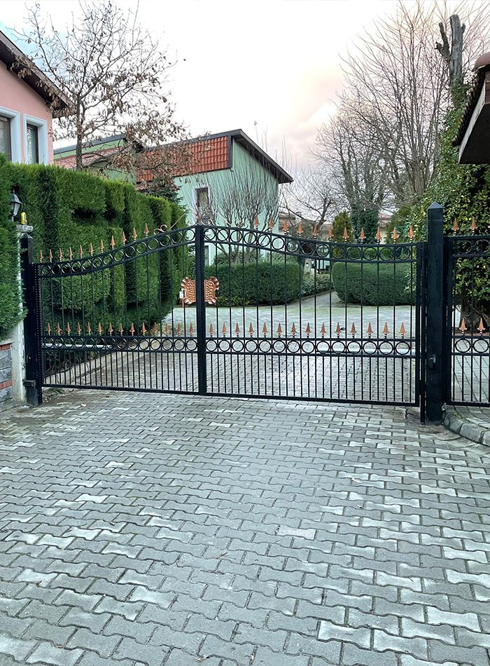 Bahçe Kapıları